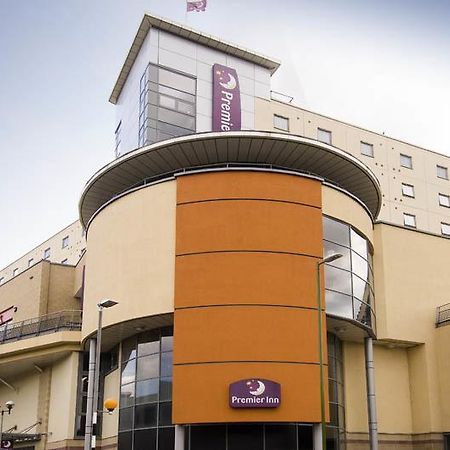 Premier Inn Hemel Hempstead Central ภายนอก รูปภาพ