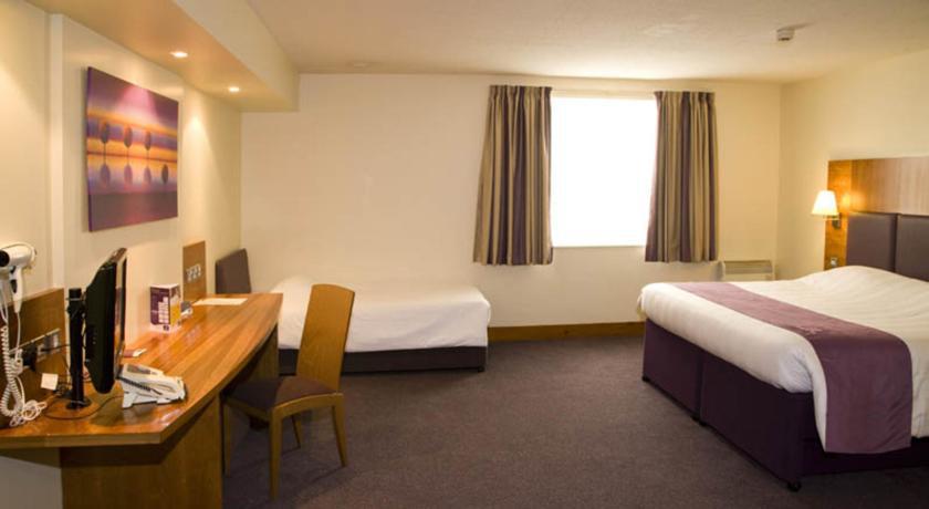 Premier Inn Hemel Hempstead Central ห้อง รูปภาพ